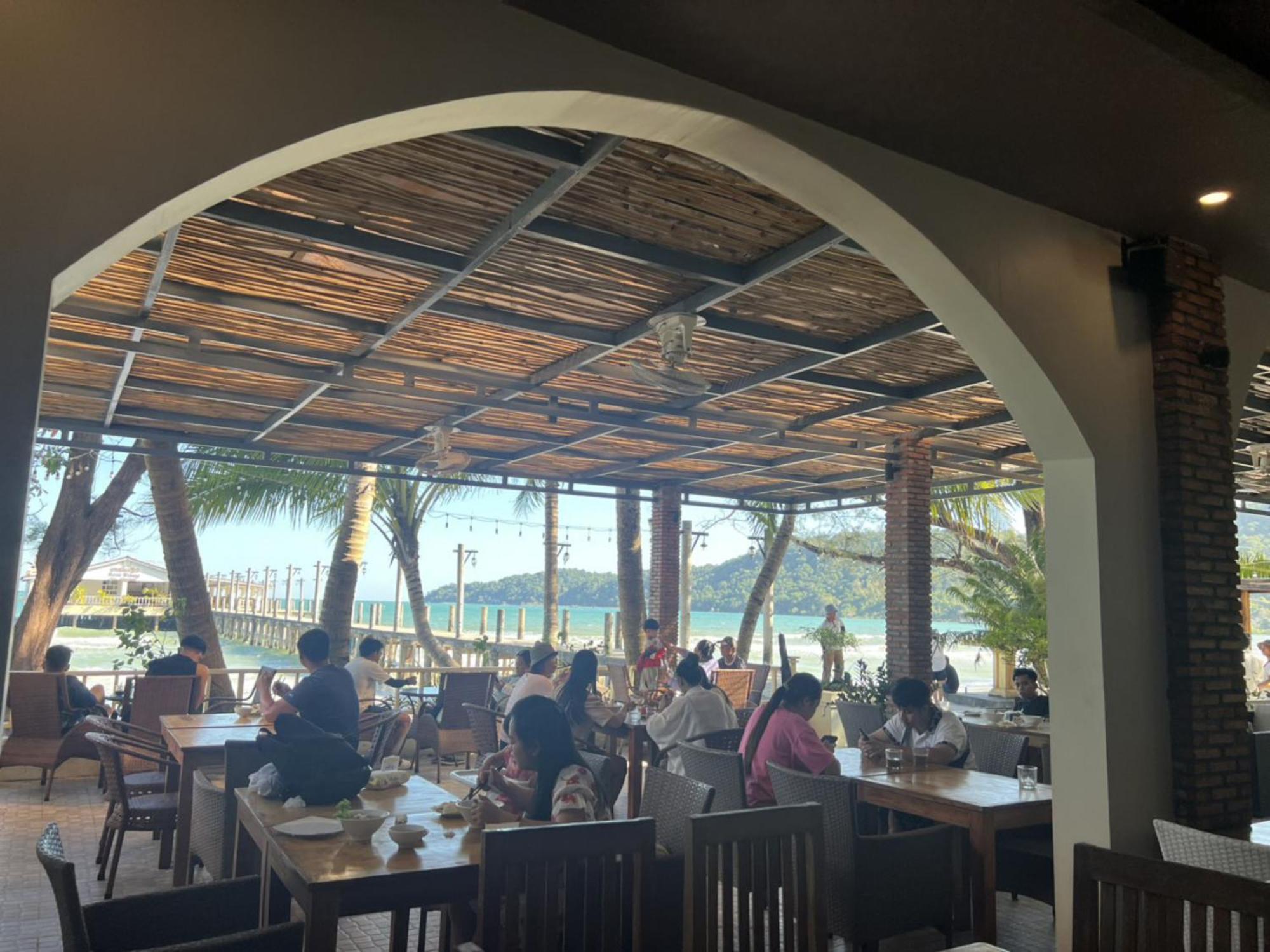 Soon Noeng Resort Koh Rong Sanloem Exteriör bild
